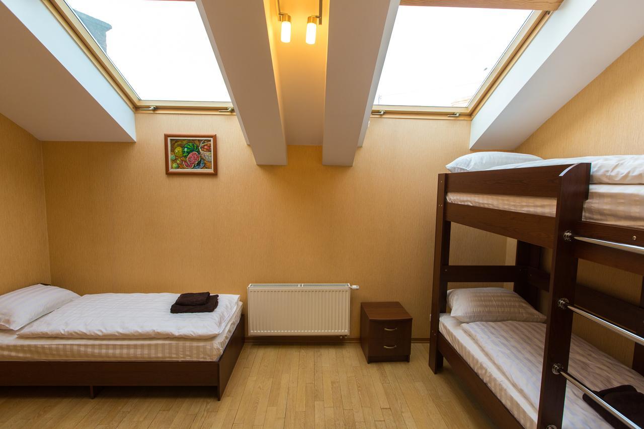 10 Rooms Lviv Exterior photo