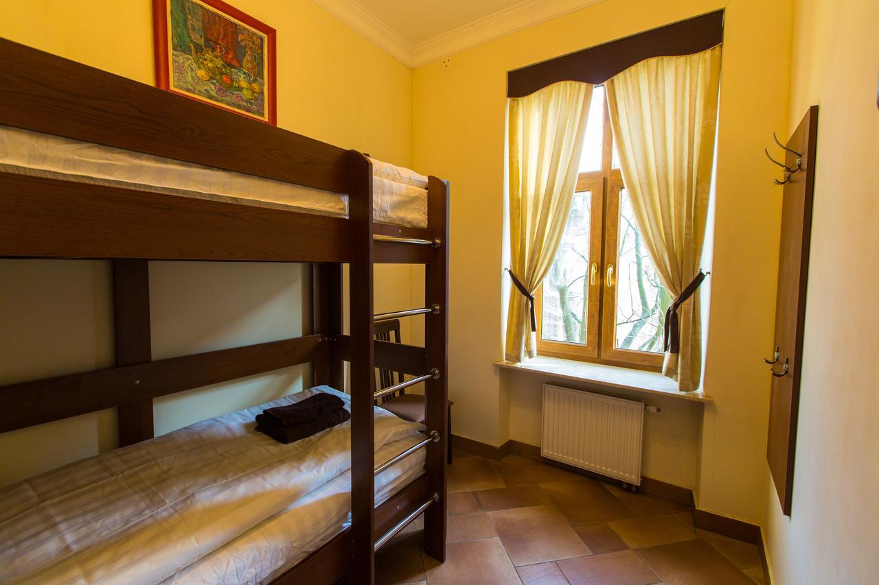 10 Rooms Lviv Exterior photo